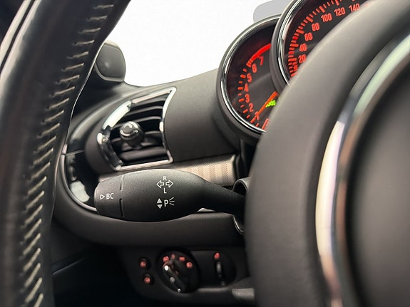 MINI Clubman Cooper D 13 of 30