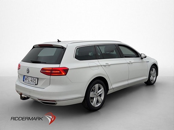 Volkswagen Passat 8 of 30