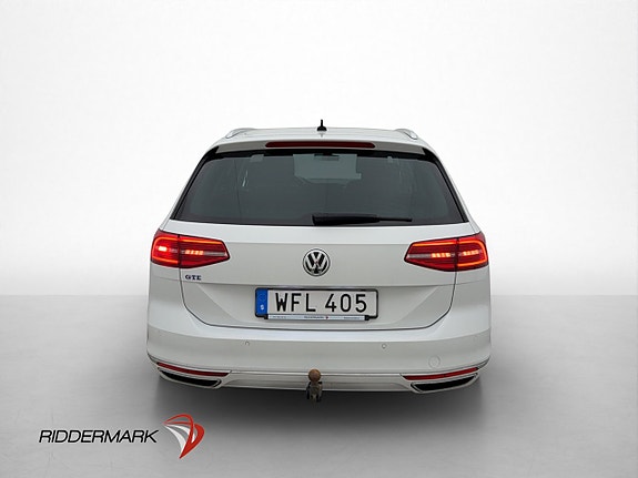 Volkswagen Passat 6 of 30