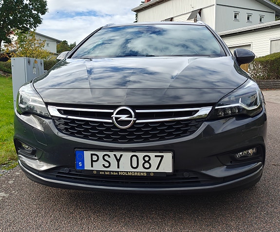 Opel Astra 2 of 7