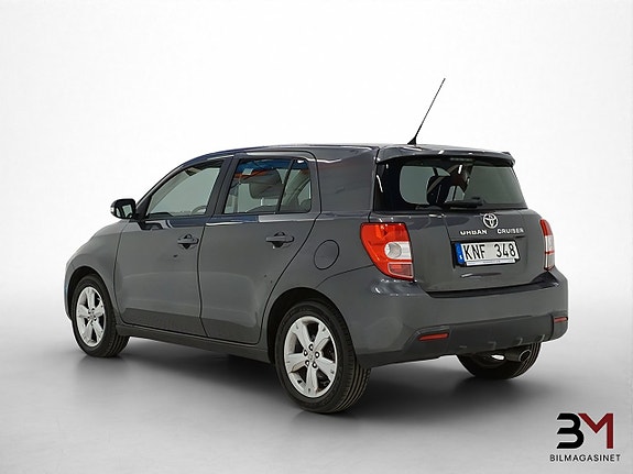 Toyota Urban Cruiser 4 of 8