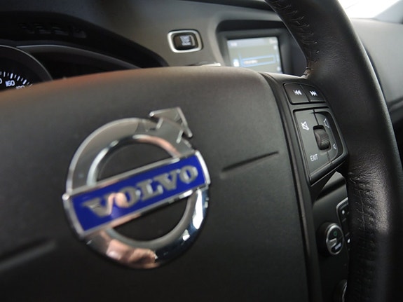 Volvo V40 15 of 18