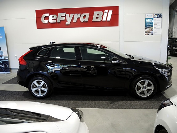 Volvo V40 5 of 18