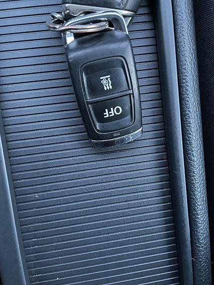 Volkswagen Golf VII 6 of 10