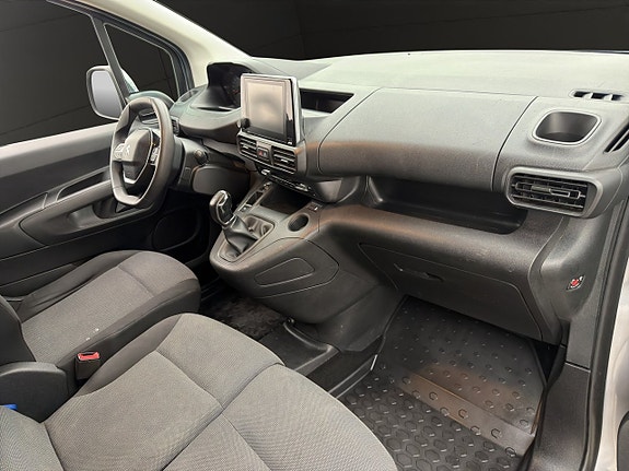Peugeot Partner 23 of 28
