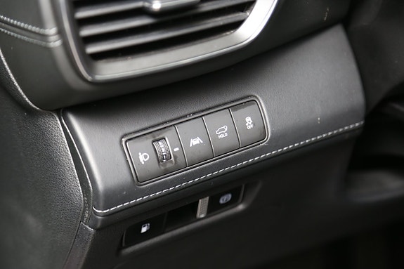 Hyundai Santa Fe 14 of 30