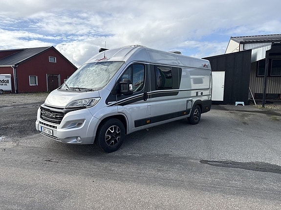 Carthago Malibu 640 LE Långbäddar/ Låga mil/ Ny kamrem+ vattenpump/nya däck 4 of 11