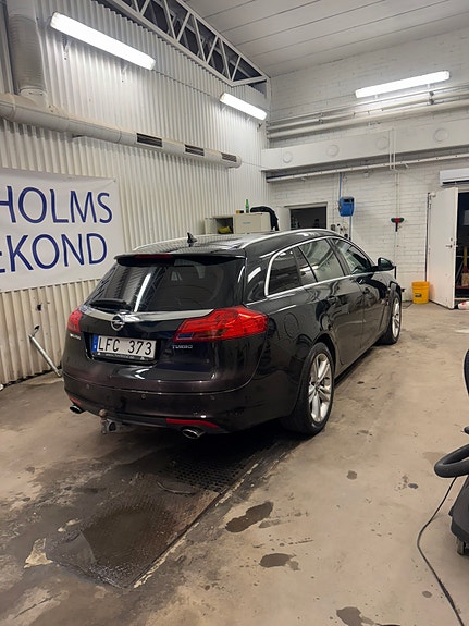Opel Insignia 4 of 7