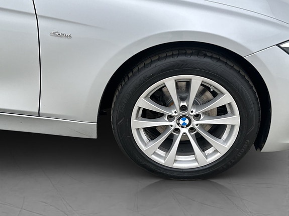 BMW 320 27 of 29