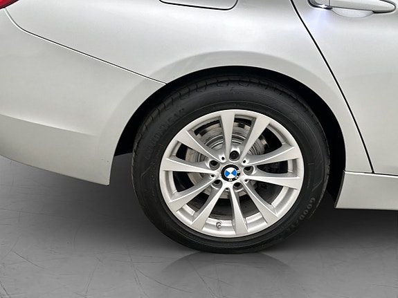 BMW 320 26 of 29