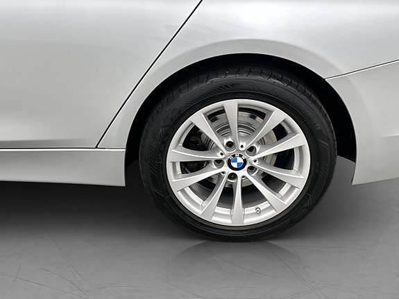 BMW 320 29 of 29