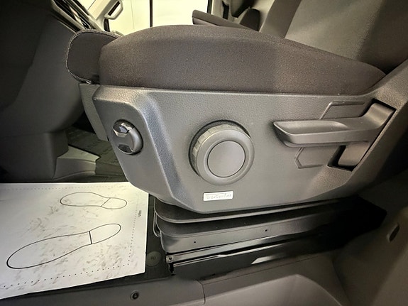 Volkswagen Crafter 35 16 of 26