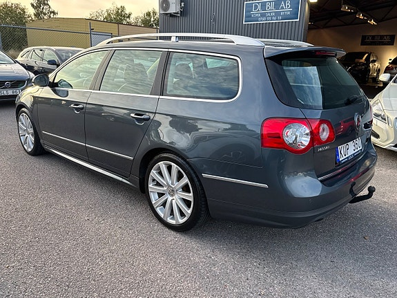 Volkswagen Passat 9 of 30