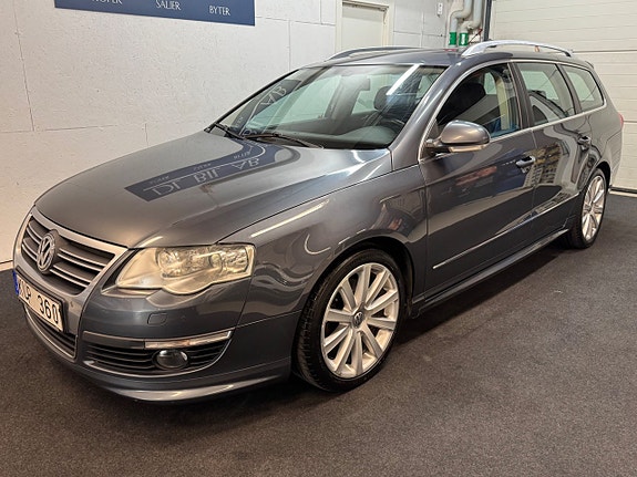 Volkswagen Passat 10 of 30