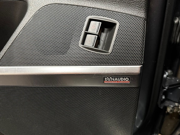 Volkswagen Passat 29 of 30