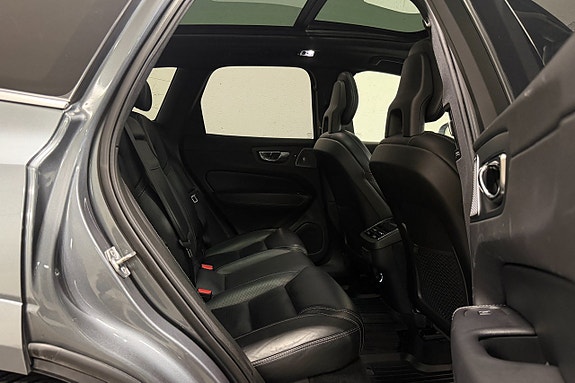 Volvo XC60 26 of 27
