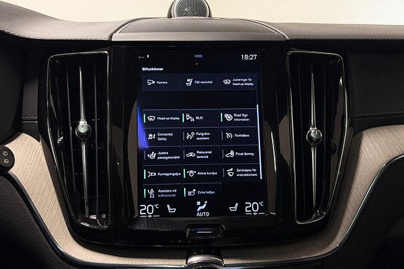 Volvo XC60 18 of 27