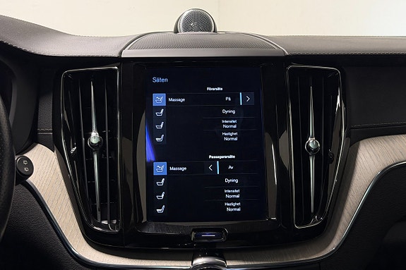 Volvo XC60 16 of 27
