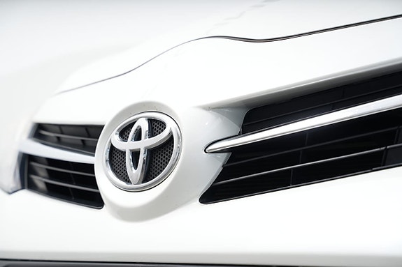 Toyota Verso 3 of 25