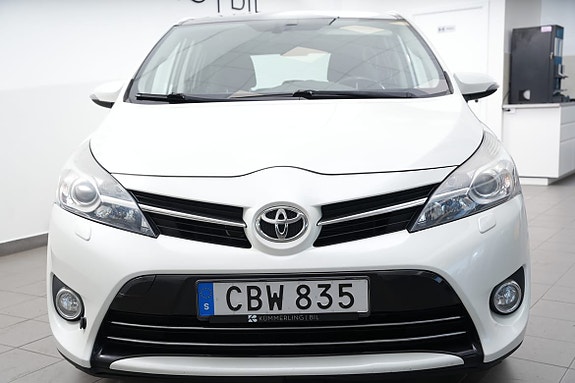 Toyota Verso 8 of 25