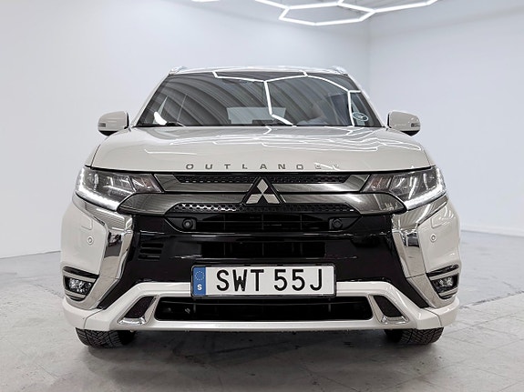 Mitsubishi Outlander 4 of 30