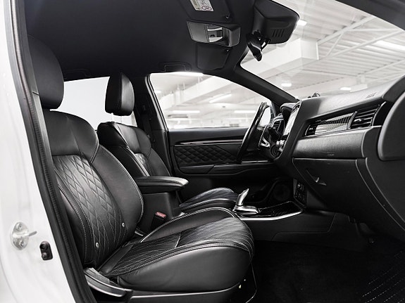 Mitsubishi Outlander 14 of 30