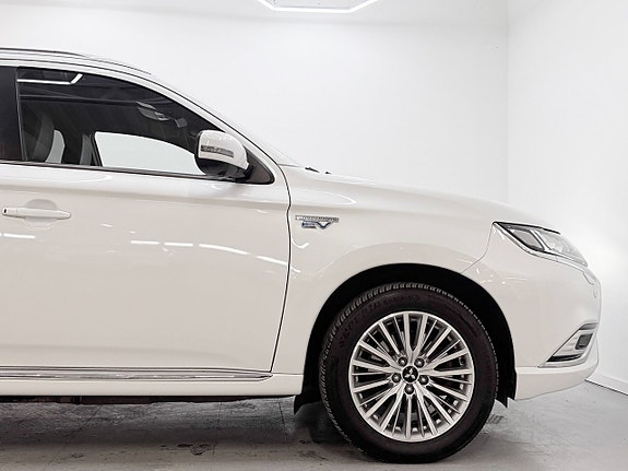Mitsubishi Outlander 20 of 30