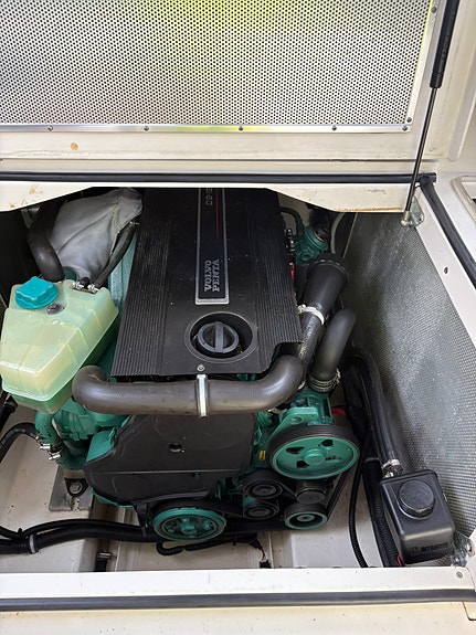 Aquador 23HT Volvopenta D3 190 HP Årsmodell 2009 15 of 15