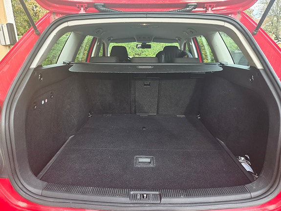 Volkswagen Golf VI 11 of 11