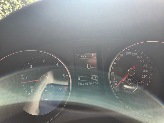 Volkswagen Golf VI 2 of 11