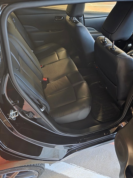Nissan Leaf 13 of 21