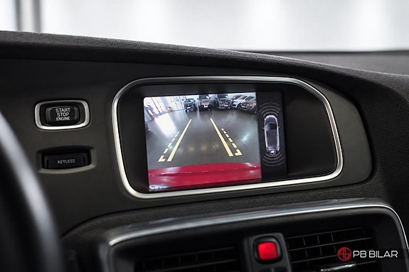 Volvo V40 20 of 26