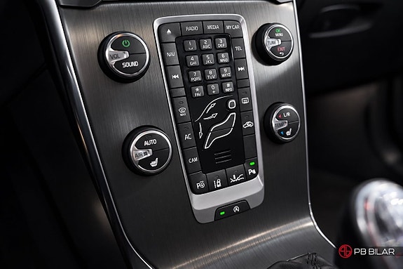 Volvo V40 23 of 26