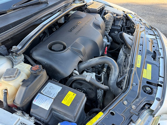 Volvo XC70 11 of 14