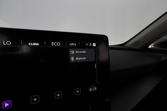 Cupra Formentor e-HYBRID 26 of 29