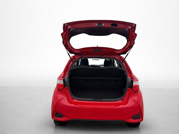 Toyota Yaris 21 of 21