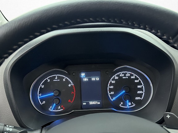 Toyota Yaris 14 of 21