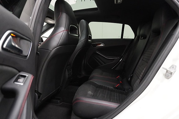 Mercedes-Benz CLA220 d 17 of 26