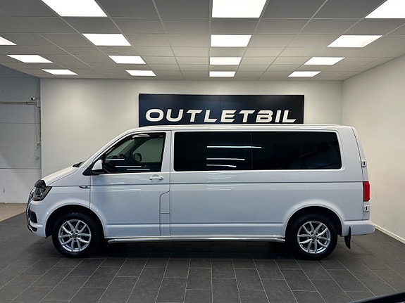 Volkswagen Caravelle 2 of 28