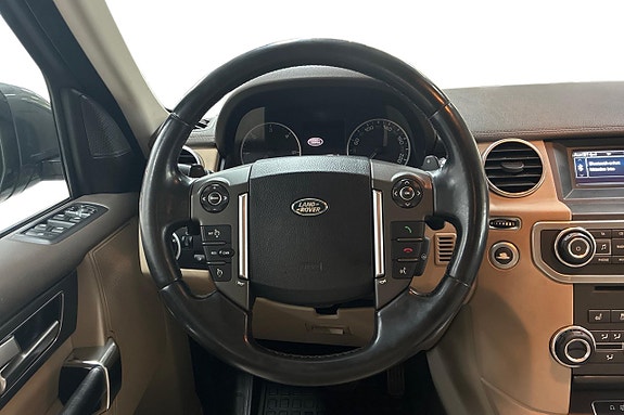 Land Rover Discovery 17 of 25