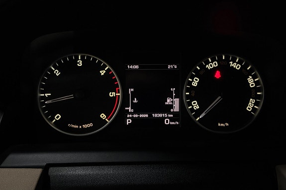 Land Rover Discovery 18 of 25