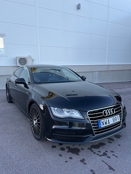 Audi A7 2 of 11