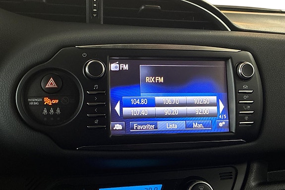 Toyota Yaris 20 of 23