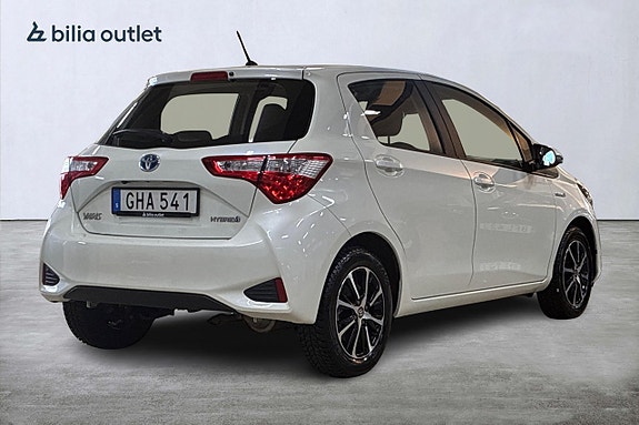 Toyota Yaris 6 of 23