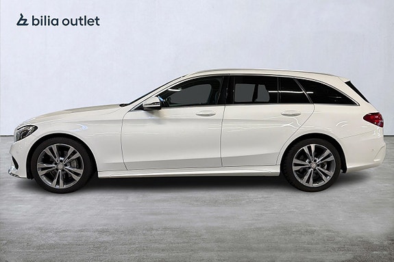 Mercedes-Benz C200 9 of 26