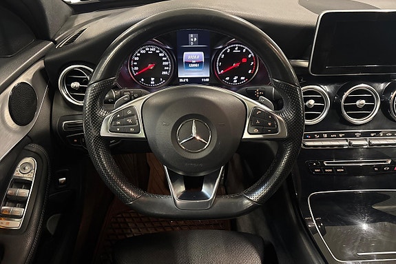 Mercedes-Benz C200 16 of 26