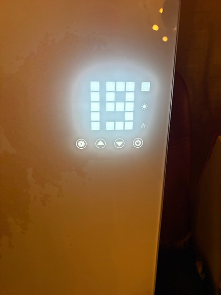 Product image 1 of 7