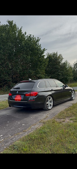 BMW 520d 4 of 8