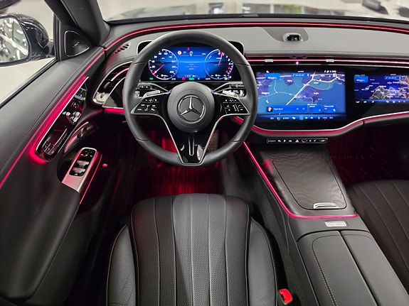 Mercedes-Benz E300 de 15 of 30
