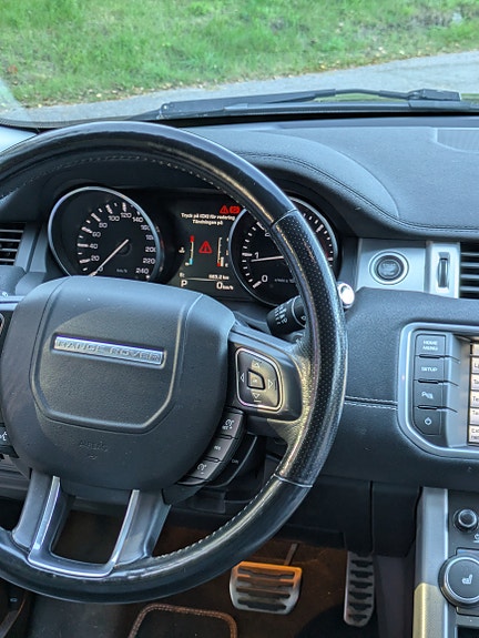 Land Rover Range Rover Evoque 9 of 10